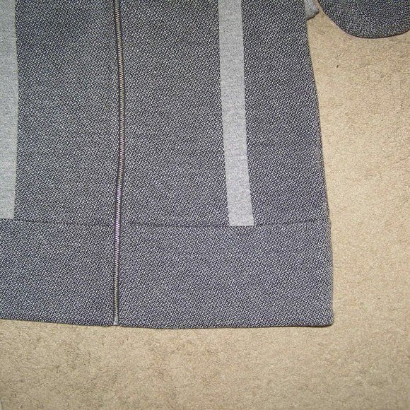 NWT $355 size 10 THEORY Chayenne B Long Sleeve Knit Dress - Picture 3 of 7